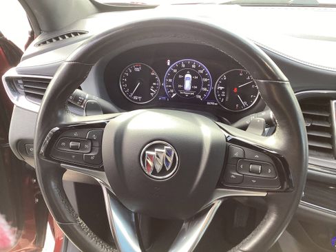 Used 2024 Buick Enclave Premium image 18