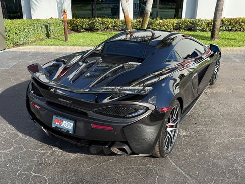 Used 2017 McLaren 570S Coupe image 14