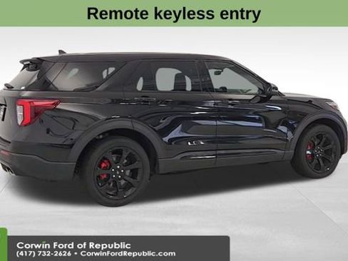 Used 2022 Ford Explorer ST w/ Equipment Group 401A image 9