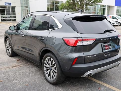 Used 2020 Ford Escape Titanium FWD image 36