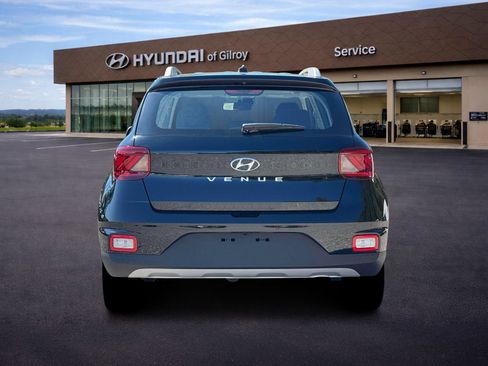 New 2026 Hyundai Venue SEL FWD image 6