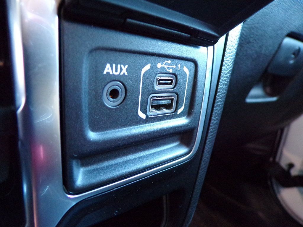 Used 2023 Jeep Wrangler Unlimited Sport AWD/4WD image 24
