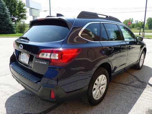 Used 2018 Subaru Outback 2.5i Premium AWD/4WD image 12
