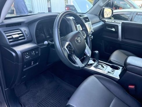 Used 2021 Toyota 4Runner SR5 Premium w/ Moonroof Package AWD/4WD image 34