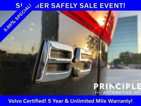 Certified 2023 Volvo XC60 B5 Plus w/ Protection Package Premier FWD image 30