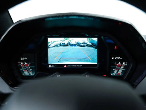 Used 2019 Lamborghini Aventador SVJ AWD/4WD image 45