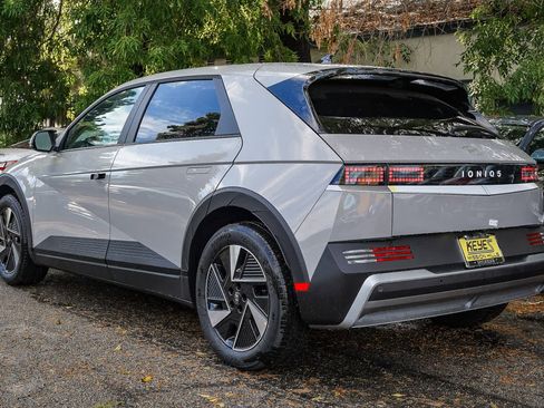 New 2026 Hyundai Ioniq 5 SEL image 6