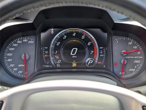 Used 2019 Chevrolet Corvette Stingray Convertible w/ 1LT image 31