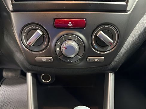Used 2013 Subaru Forester 2.5X Premium image 21