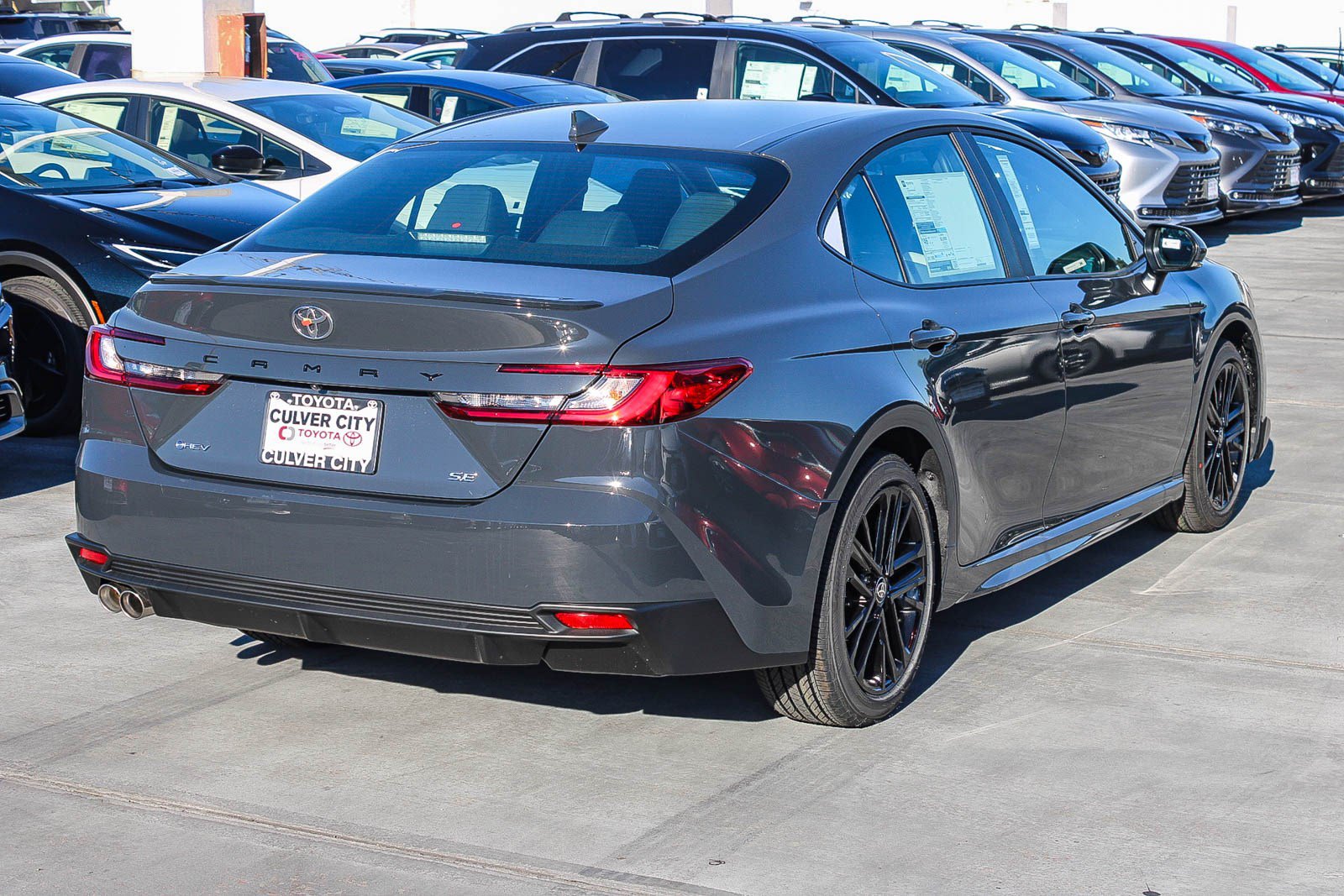 New 2026 Toyota Camry SE FWD image 9