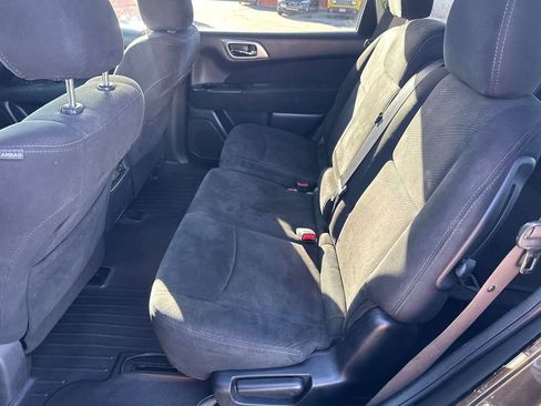 Used 2015 Nissan Pathfinder SV w/ Trailer Tow Package image 16