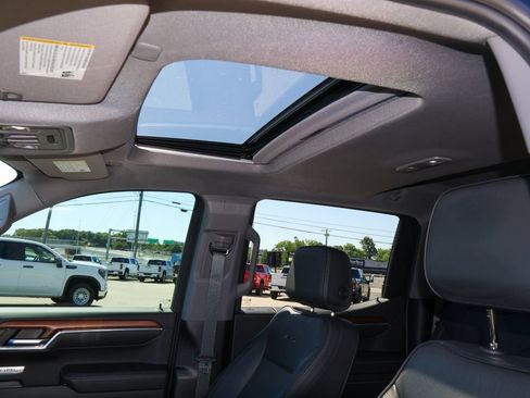 Used 2023 GMC Sierra 1500 Denali AWD/4WD image 10