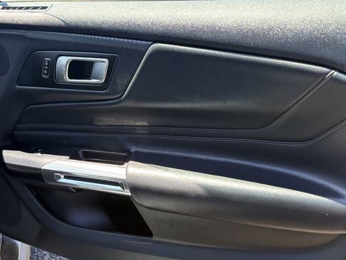 Used 2025 Ford Mustang GT Premium image 25