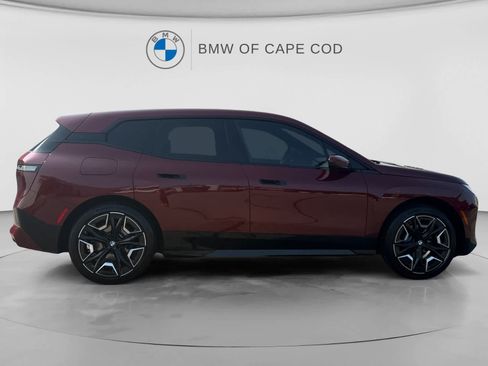 Used 2023 BMW iX xDrive50 w/ Ultimate Package 2 AWD/4WD image 8