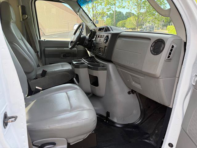 Used 2016 Ford E-350 and Econoline 350 Super Duty w/ Power Windows & Locks Group RWD image 14