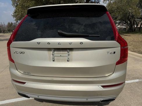 Used 2016 Volvo XC90 T6 Momentum w/ Momentum Plus Package image 16