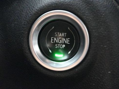 Used 2021 GMC Sierra 1500 Elevation image 29