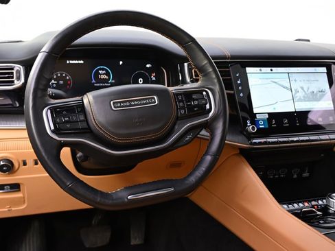 Used 2023 Jeep Grand Wagoneer Series III w/ Rear Seat Video Group 1 image 11