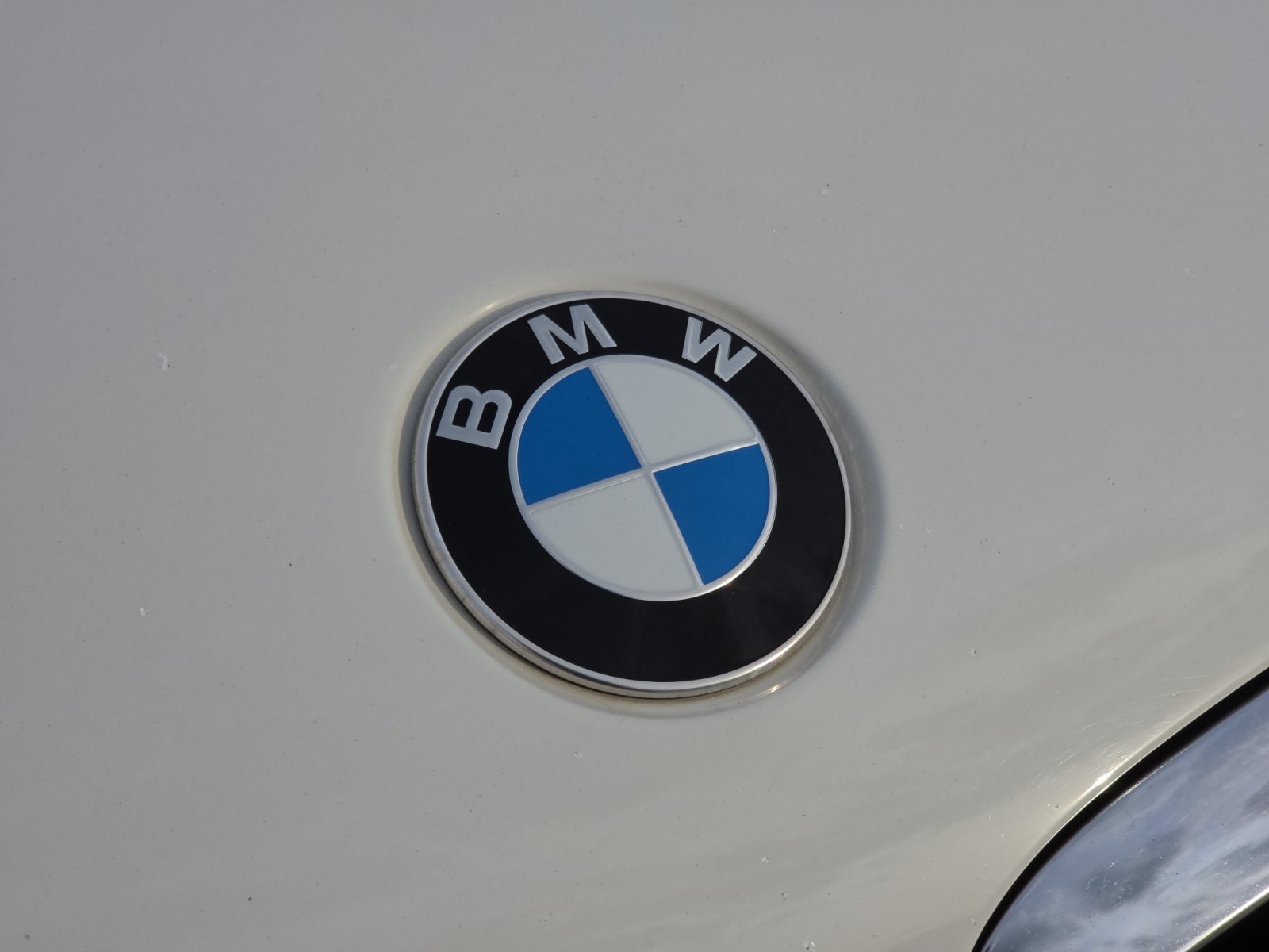 Used 2020 BMW X5 xDrive40i w/ Premium Package AWD/4WD image 23