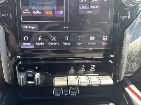 Used 2025 RAM 1500 Rebel AWD/4WD image 26