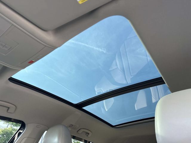 Used 2023 Volkswagen Atlas SE w/ Panoramic Sunroof Package AWD/4WD image 18