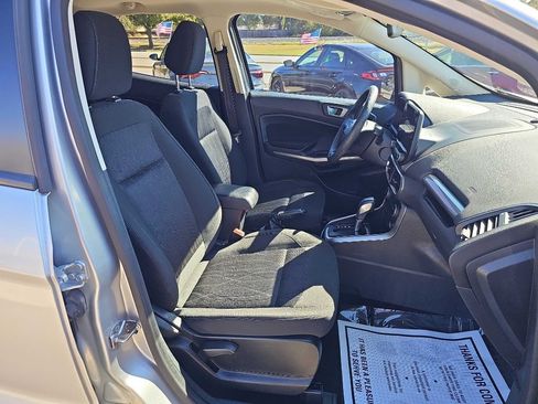 Used 2021 Ford EcoSport SE w/ SE Convenience Package image 19