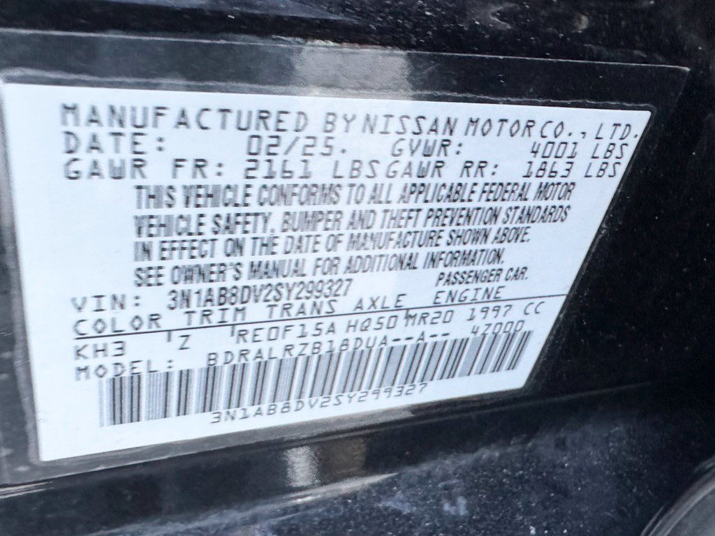Used 2025 Nissan Sentra SR FWD image 24