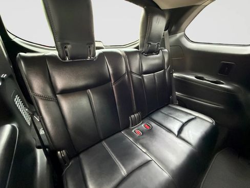 Used 2017 Nissan Pathfinder SL AWD/4WD image 20