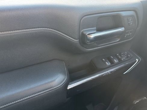 Used 2020 Chevrolet Silverado 2500 LTZ image 32