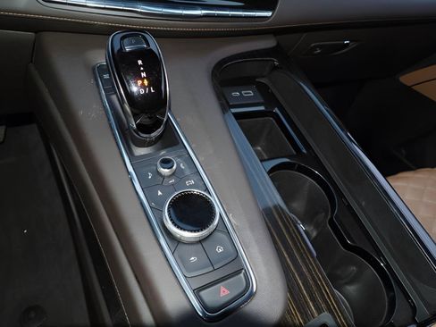 Used 2022 Cadillac Escalade Sport w/ Touring Package AWD/4WD image 16
