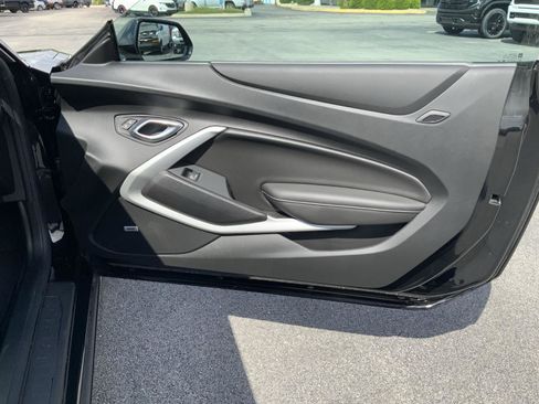 Used 2019 Chevrolet Camaro LT w/ Technology Package RWD image 51