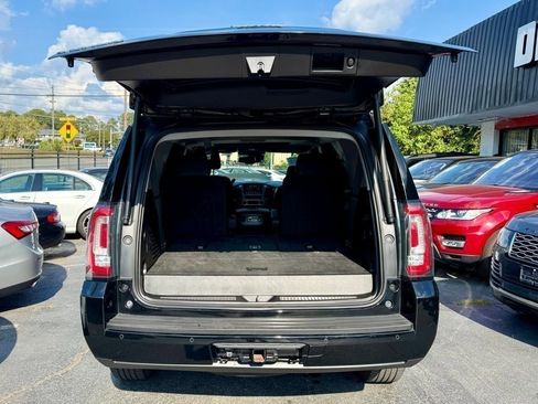 Used 2019 GMC Yukon SLT image 10