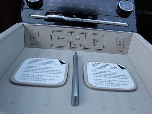 New 2026 Hyundai Santa Fe Calligraphy AWD/4WD image 23