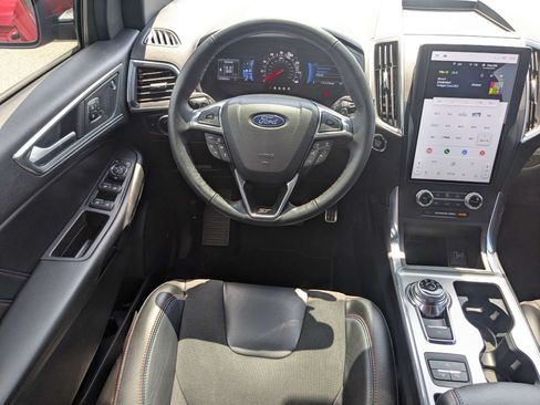 Used 2023 Ford Edge ST w/ Equipment Group 401A AWD/4WD image 18