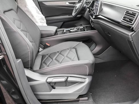 New 2026 Volkswagen Atlas Cross Sport SE AWD/4WD image 45