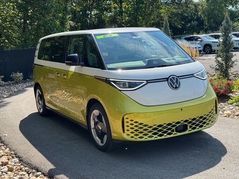 New 2025 Volkswagen ID. Buzz Pro S Plus image 7