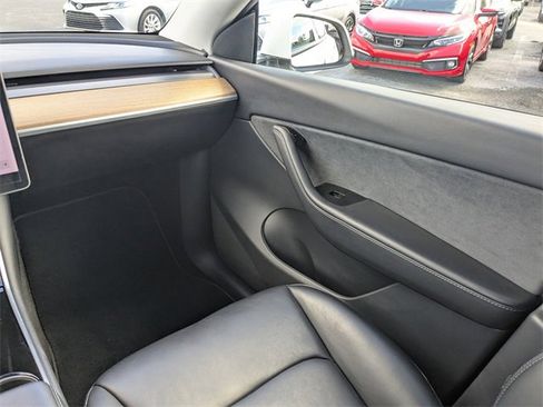 Used 2020 Tesla Model Y Performance image 16