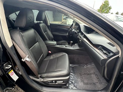 Used 2015 Lexus ES 350 image 19
