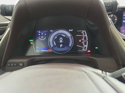 Used 2021 Lexus ES 300h w/ Luxury Package image 22