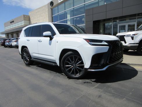 Used 2024 Lexus LX 600 F Sport AWD/4WD image 14