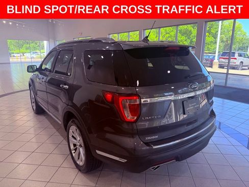 Used 2019 Ford Explorer Limited w/ Class III Trailer Tow Package FWD image 5