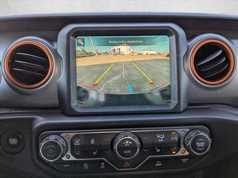 Used 2022 Jeep Gladiator Mojave w/ Cold Weather Group AWD/4WD image 14