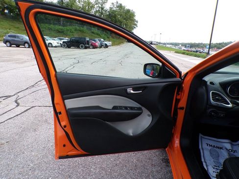 Used 2014 Dodge Dart SXT image 16