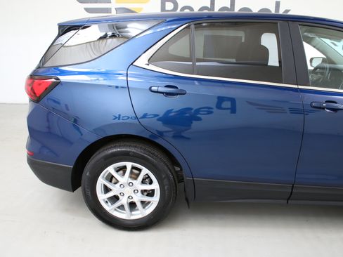 Used 2023 Chevrolet Equinox LT FWD image 10