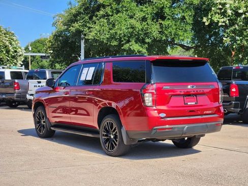 Used 2022 Chevrolet Suburban RST w/ Luxury Package AWD/4WD image 5