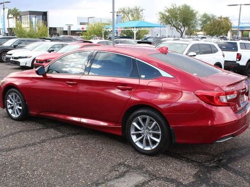 Certified 2021 Honda Accord LX image 4