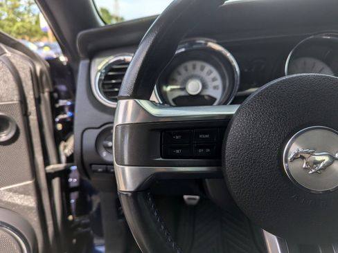 Used 2011 Ford Mustang GT Premium w/ Comfort Pkg image 17