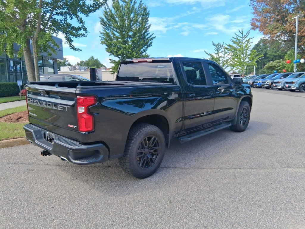Used 2023 Chevrolet Silverado 1500 RST AWD/4WD image 5