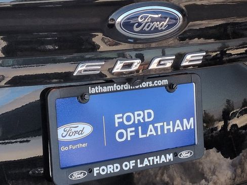 Certified 2024 Ford Edge SEL image 13