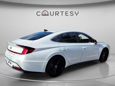 Used 2022 Hyundai Sonata SE FWD image 5